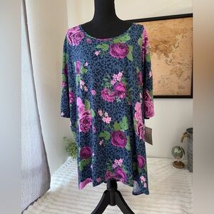 Lularoe floral Irma tee size 3X